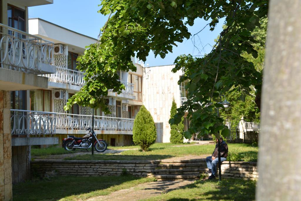 Sunshine Pearl Family Hotel Kavarna Extérieur photo